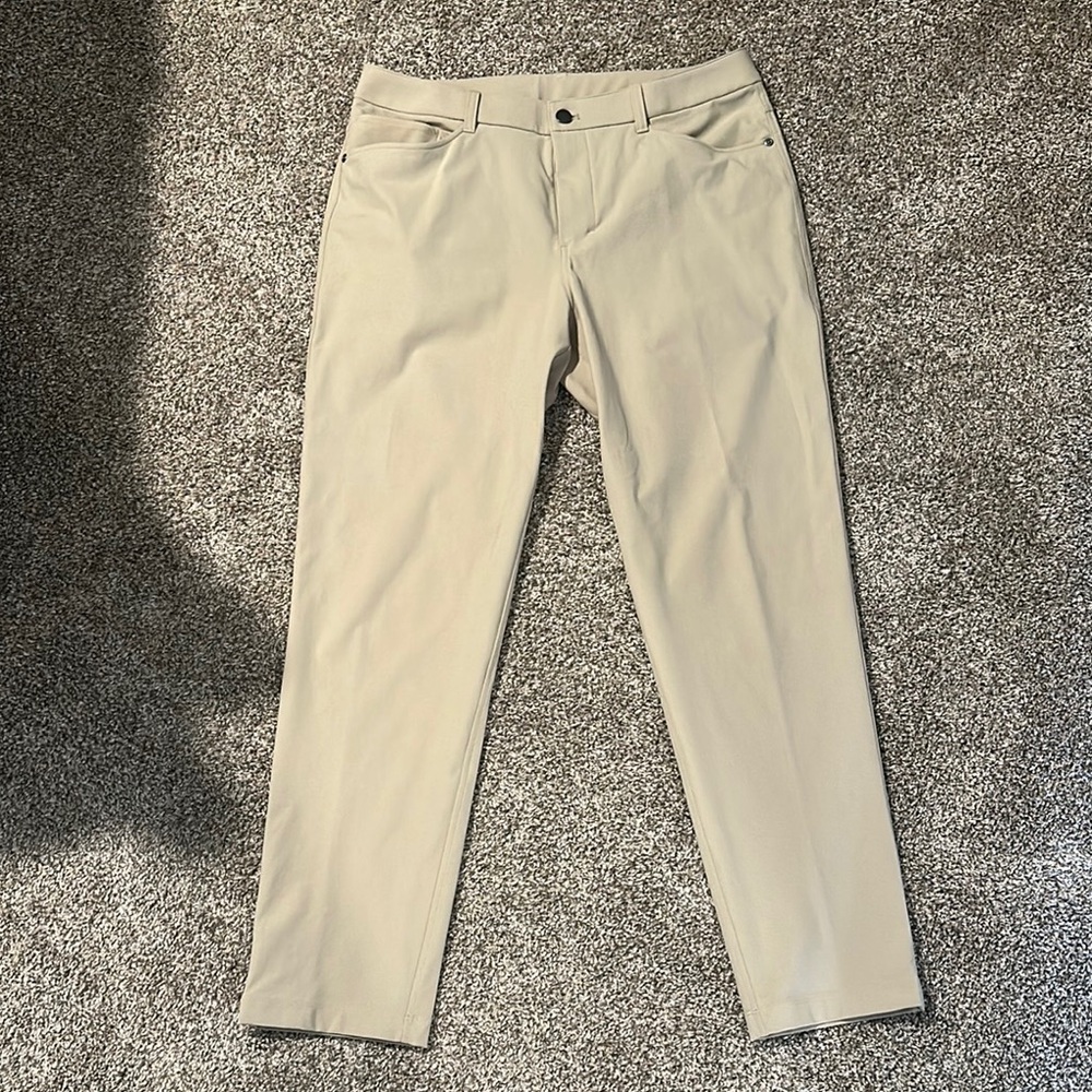 Lululemon ABC Classic-Fit 5 Pocket Pant Kahki Men’s 32 32